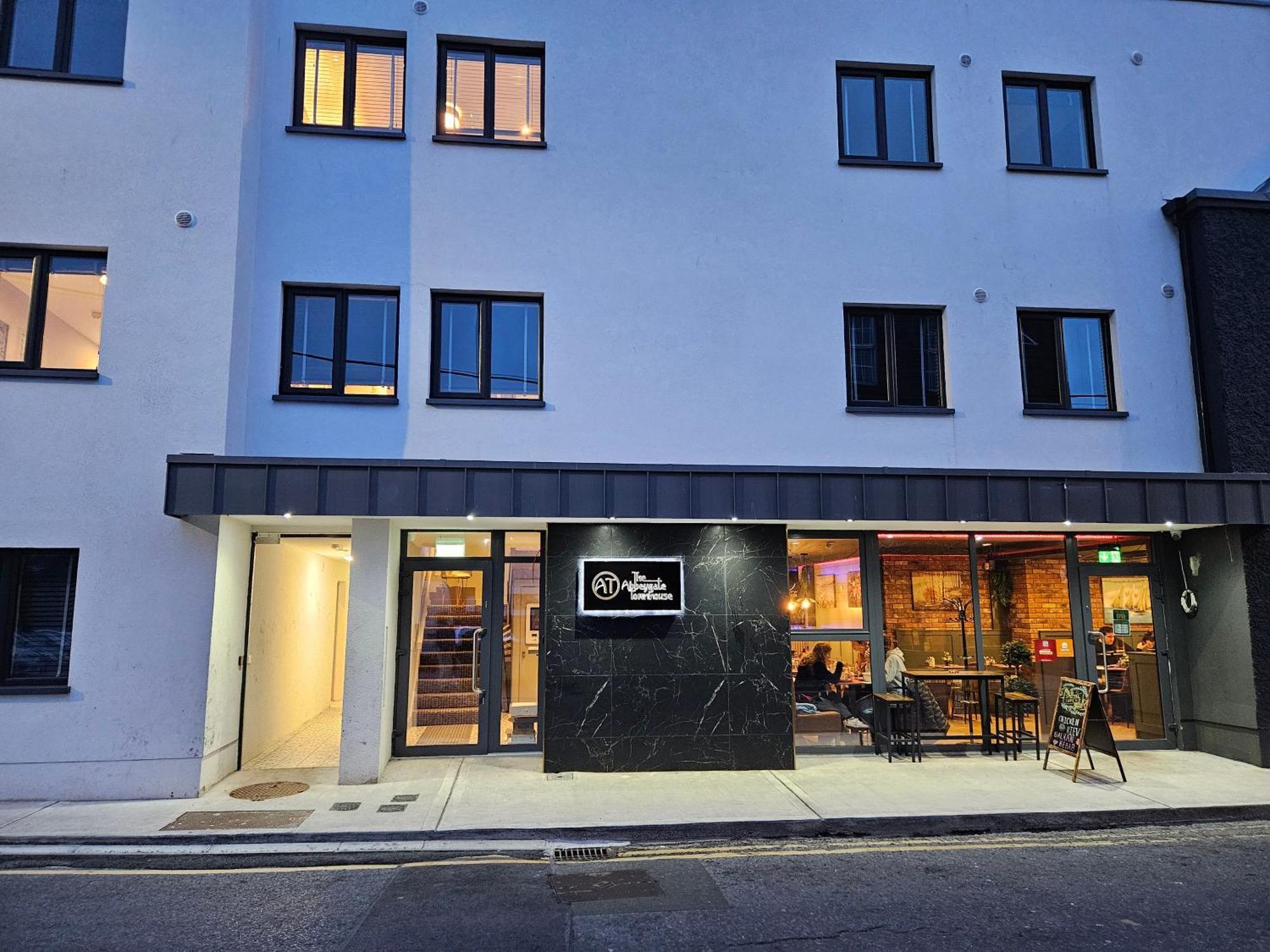 Gasthof The Abbeygate Townhouse *